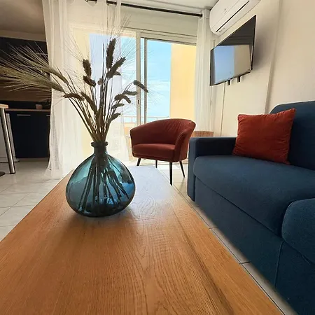Panoramic Sea View Chic & Cozy 아파트 *